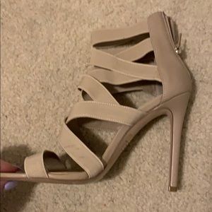Steve Madden Shoes - Light tan Steve Madden Strives Steve Madden Shoes - Light tan Steve Madden Strives